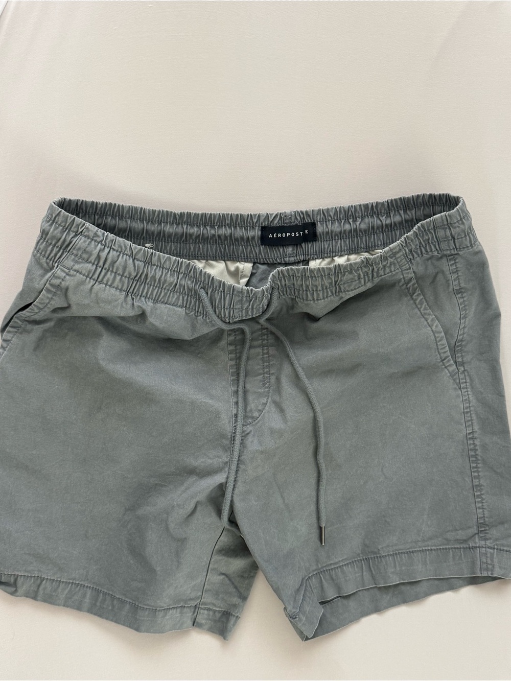 Aeropostale Men's Drawstring Elastic Waist Shorts — Gray-Green